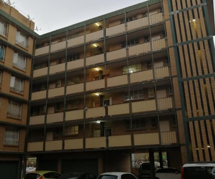Obose flat, Pretoria Central